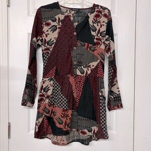 Yak & Yeti Patchwork Print Top Sz S